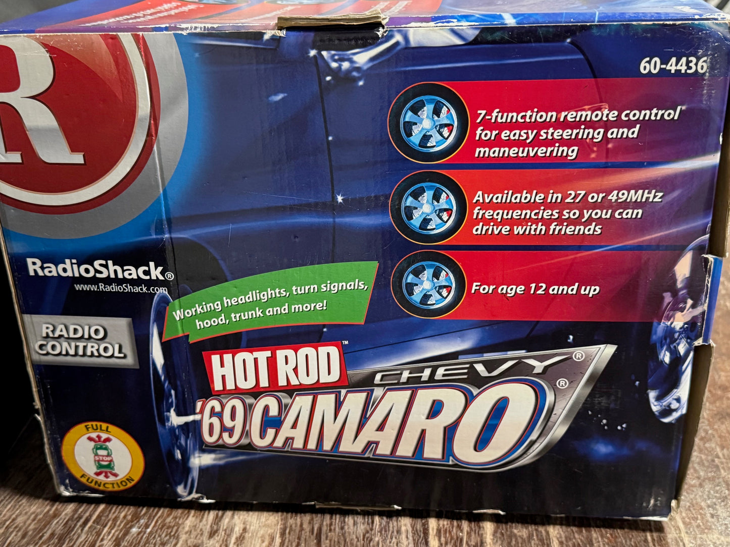 2005 RadioShack 1:6 Scale Remote Control Hot Rod '69 Chevy Camaro, Red