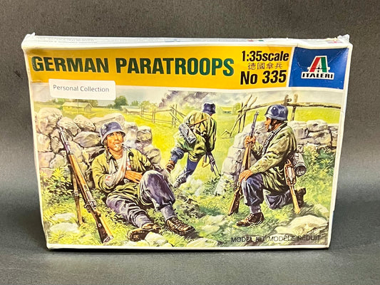 Italeri Model Kit 335 1:35 Scale German Paratroops