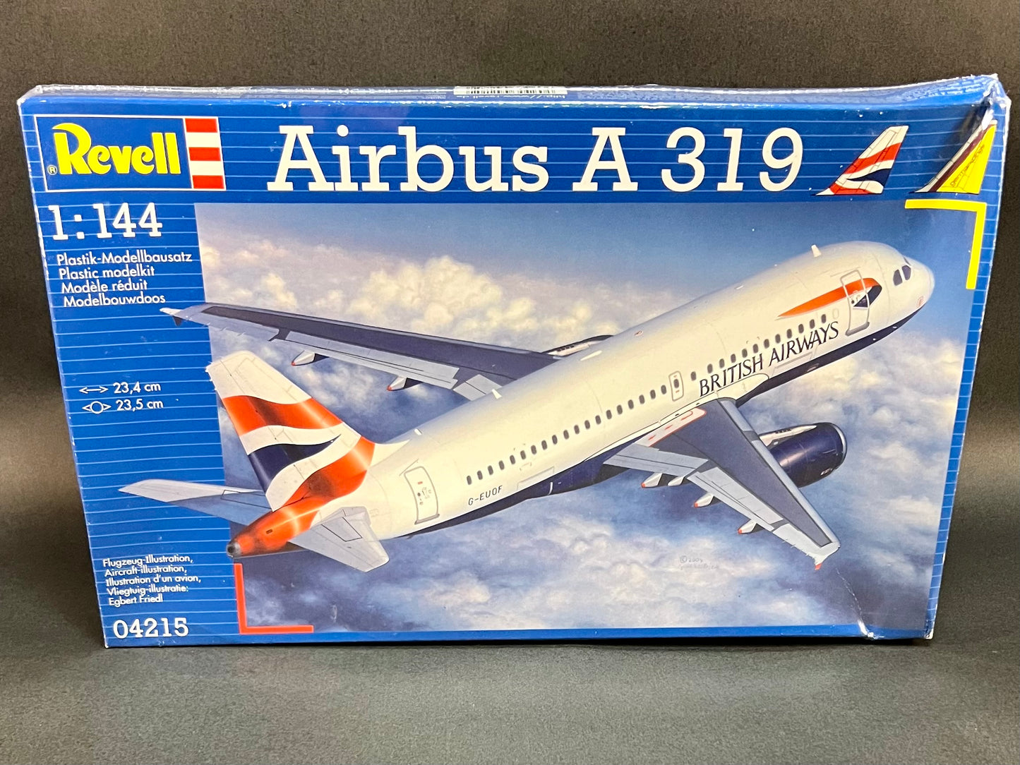 Revell Model Kit 04215 1:144 Scale Airbus A 319