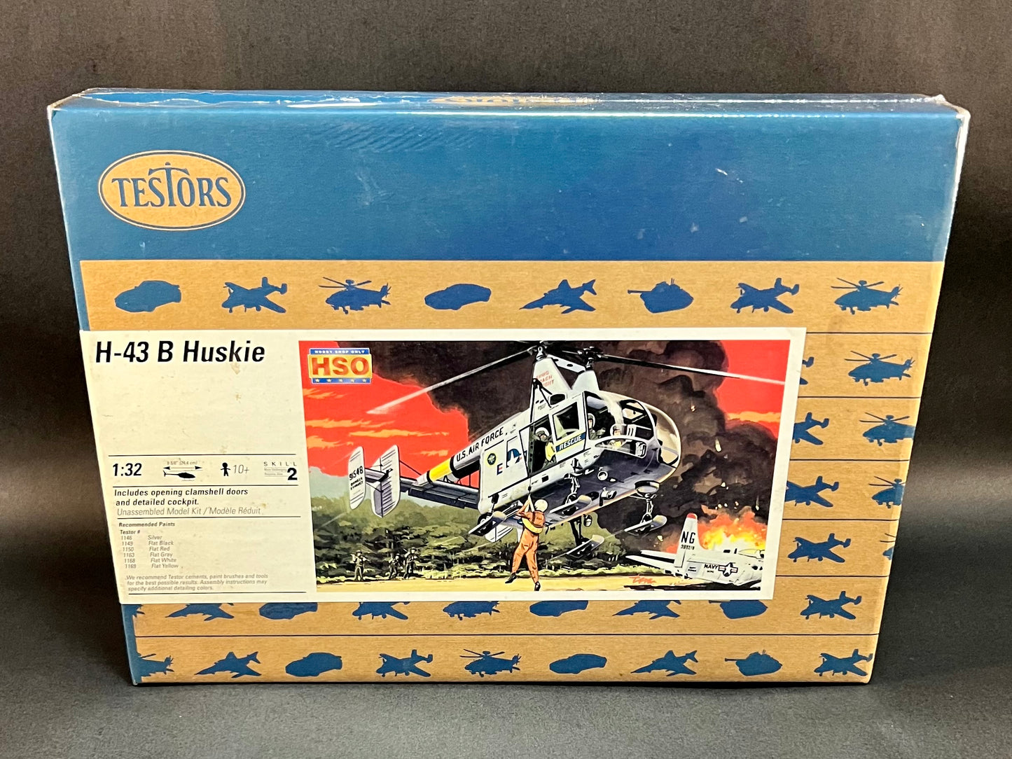 Testors Model Kit 7206 1:32 Scale H-43B Huskie