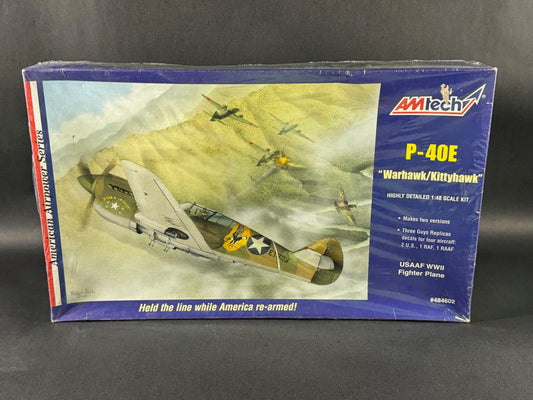 AMTech Model Kit 484602 1:48 Scale P-40E "Warhawk/Kittyhawk"