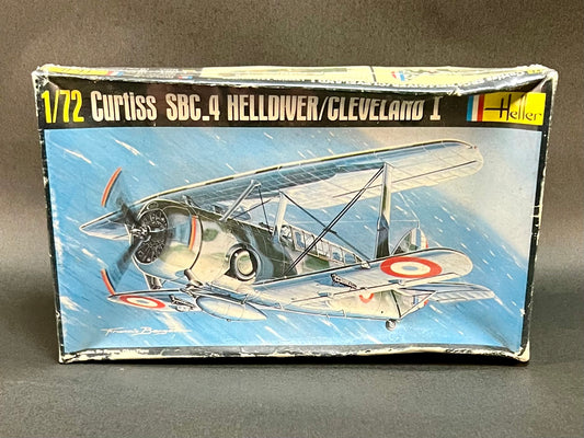 Heller Model Kit 285 1:72 Scale Curtiss SBC-4 Helldiver Cleveland I