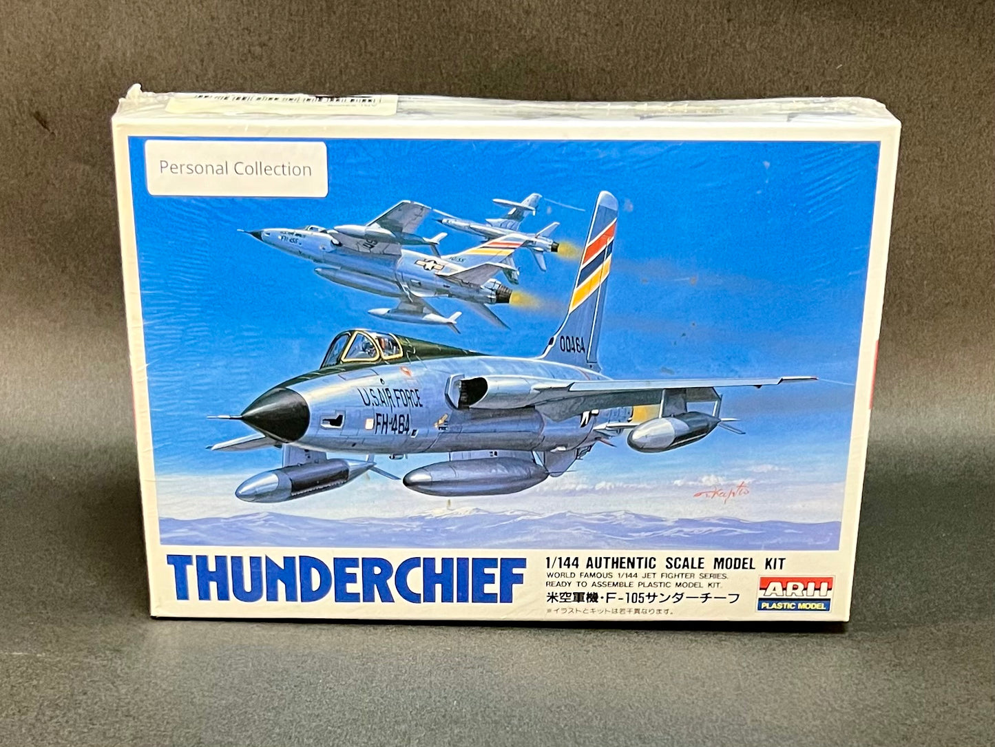 ARII Model Kit 23009 1:144 Scale F105D Thunderchief