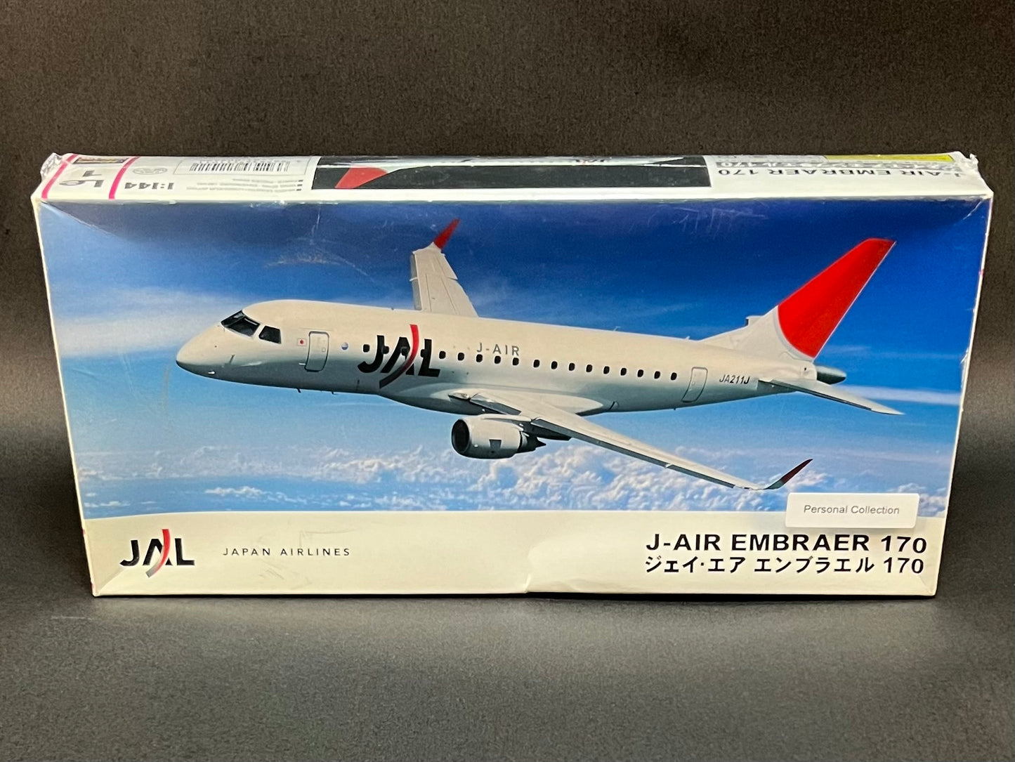 Hasegawa Model Kit LE1 1:144 Scale J-Air Embraer 170