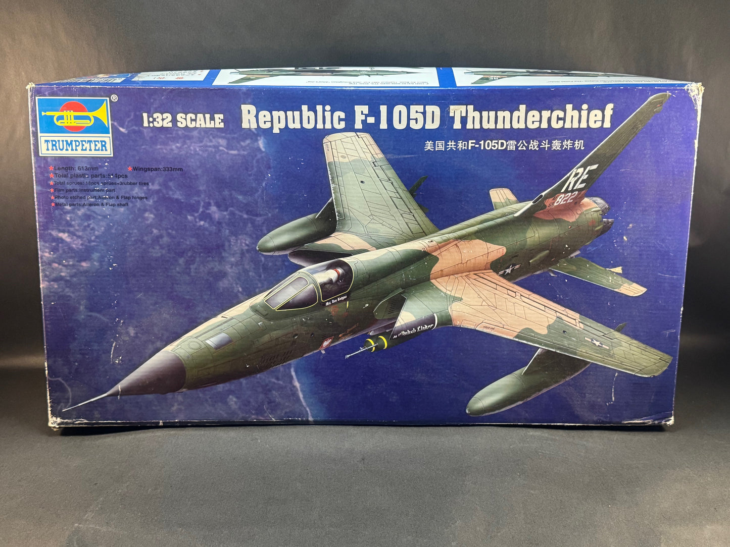 2003 Trumpeter Model Kit 02201 1:32 Scale Republic F-105D Thunderchief