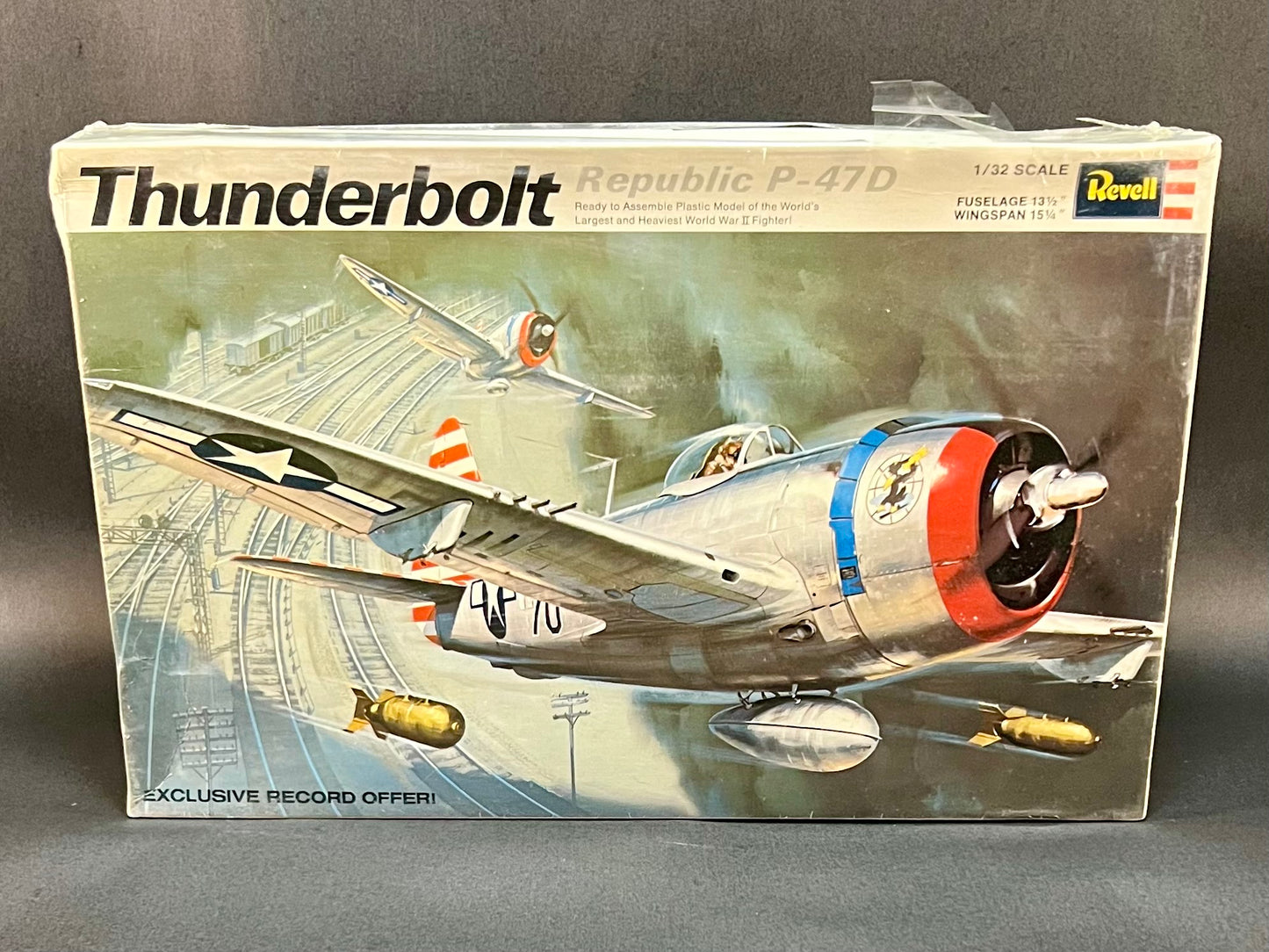 Revell Model Kit H-296 1:32 Scale Thunderbolt Republic P-47D