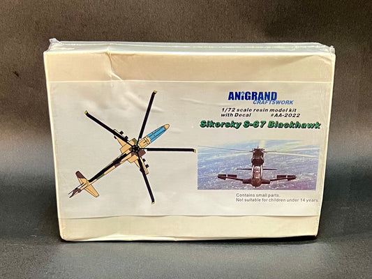 AniGrand Craftswork Resin Model Kit AA-2022 1:72 Scale Sikorsky S-67 Blackhawk