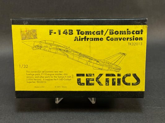 2001 Teknics TK32013 1:32 Scale F-14B Tomcat/Bombcat Airframe Conversion Kit PLUS TK32022 Lantirn