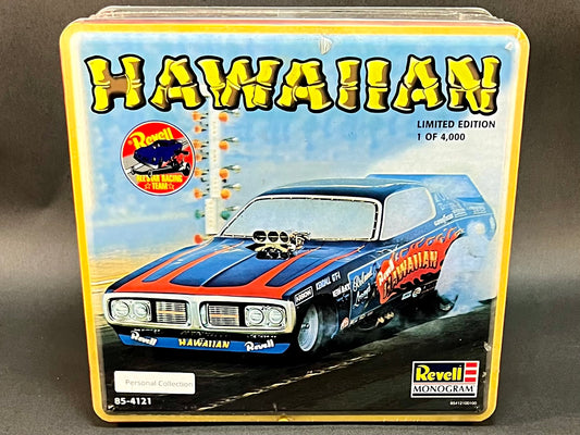 Revell Monogram Model Kit 85-4121 1:25 Scale Hawaiian