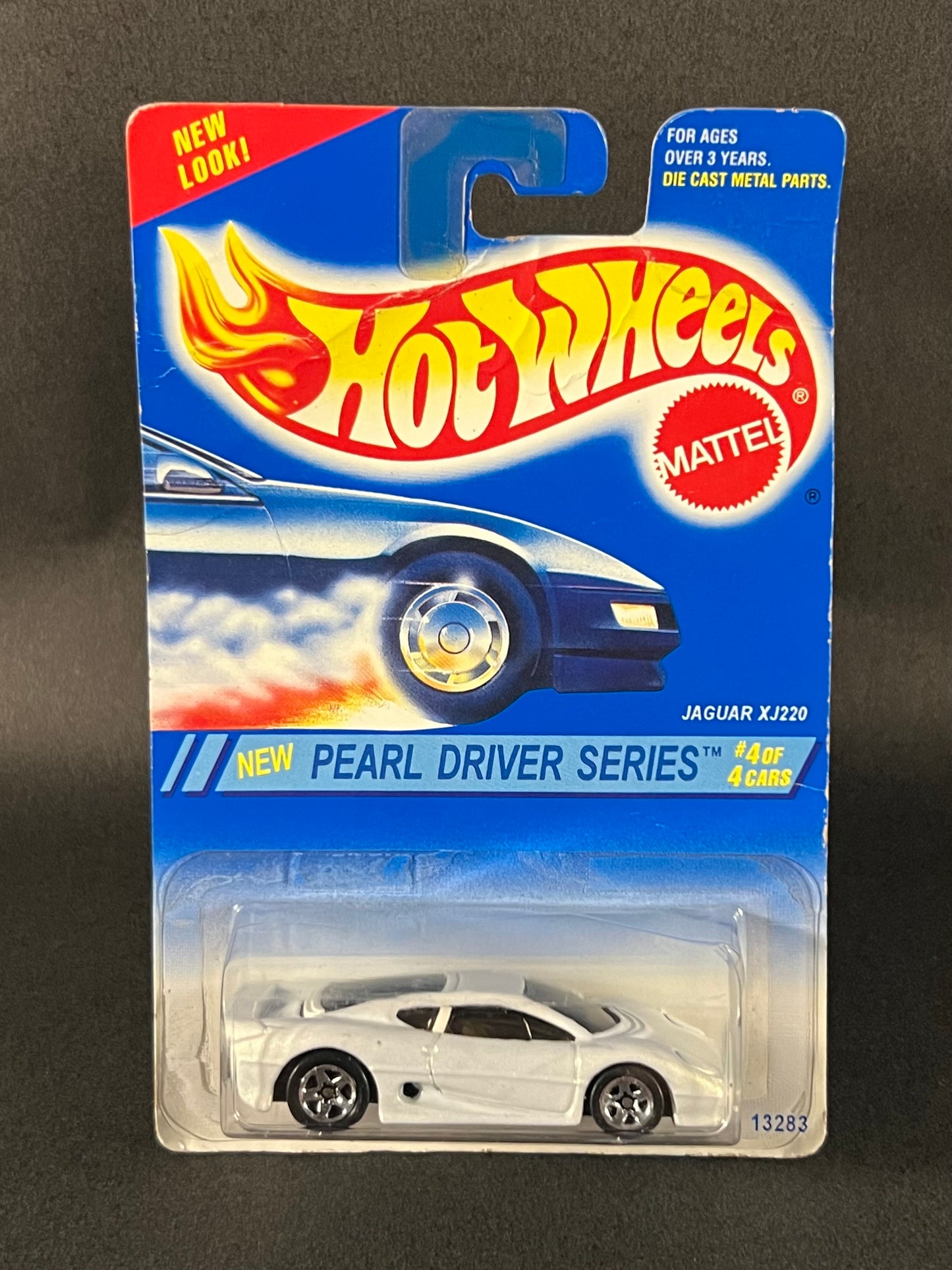 Hot Wheels Pearl Driver Series #2 Jaguar XJ220 White