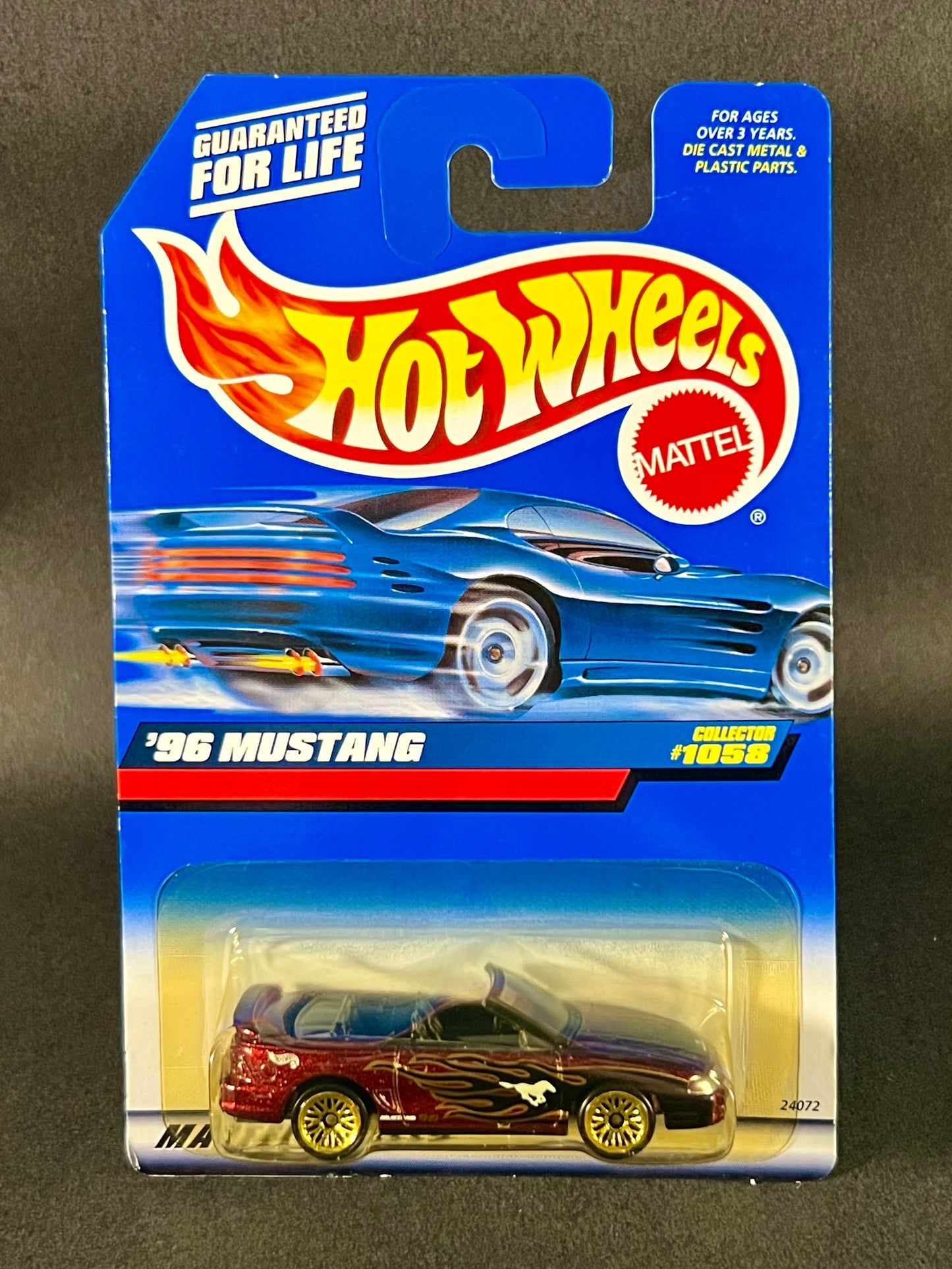 Hot Wheels 1998 #1058 '96 Mustang, Red *Yellow Blister