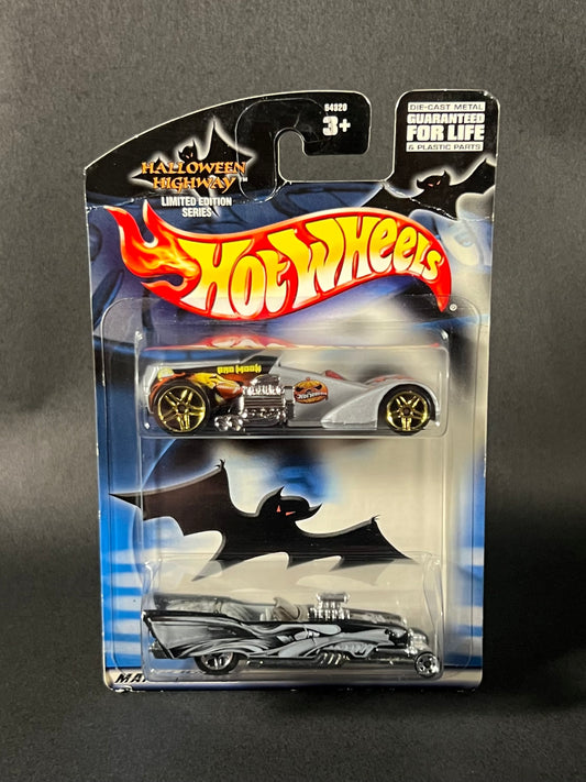 Hot Wheels 2002 Halloween Highway 2-Pack Screamin' Hauler & '57 Roadster