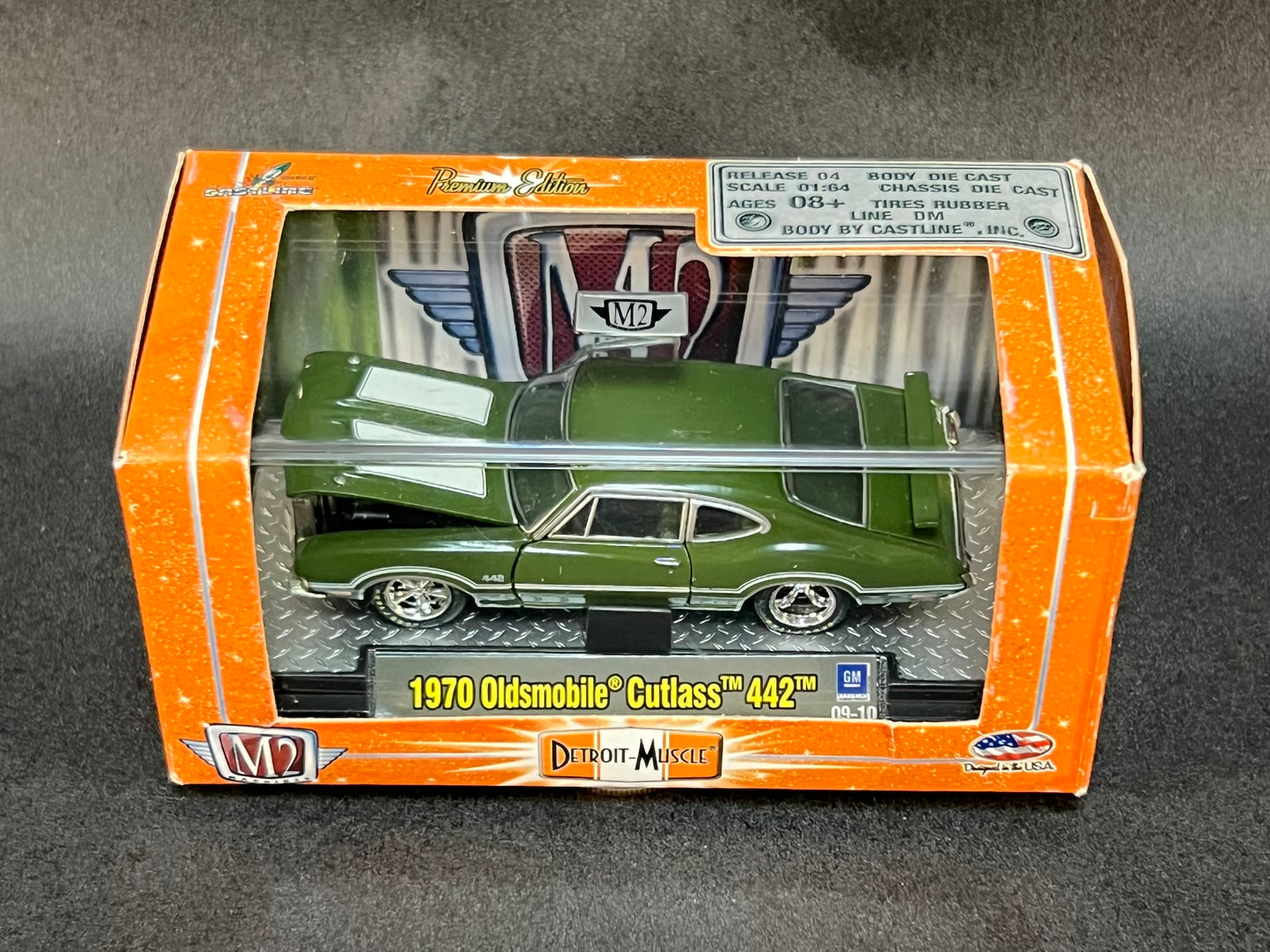 M2 Machines Detroit-Muscle Release 4 1970 Oldsmobile Cutlass 442 Green 09-10