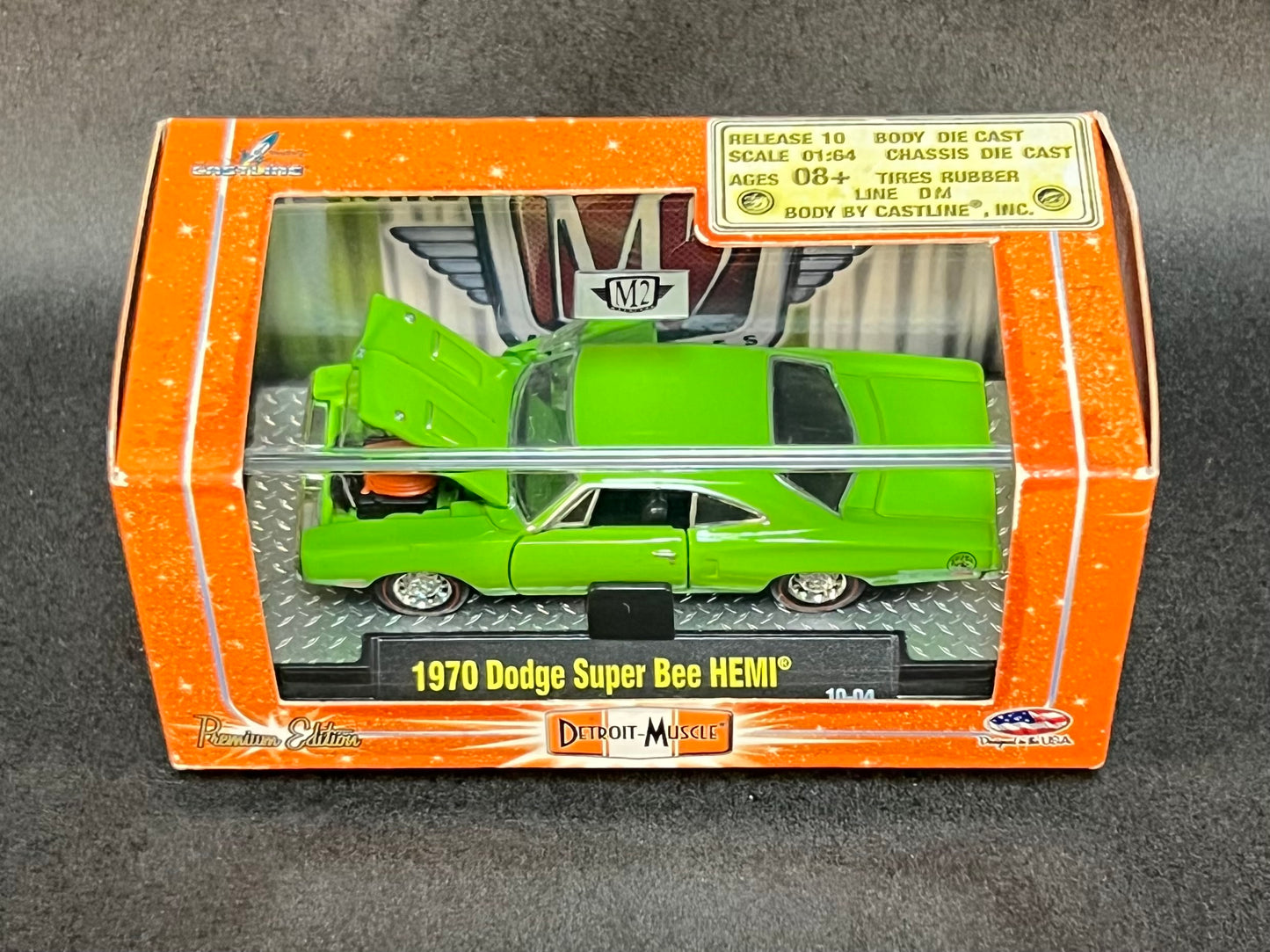 M2 Machines Detroit-Muscle Release 10 1970 Dodge Super Bee Hemi 10-04 Green