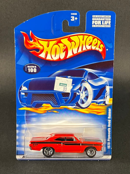 Hot Wheels 2001 #100 1970 Plymouth Road Runner, Red