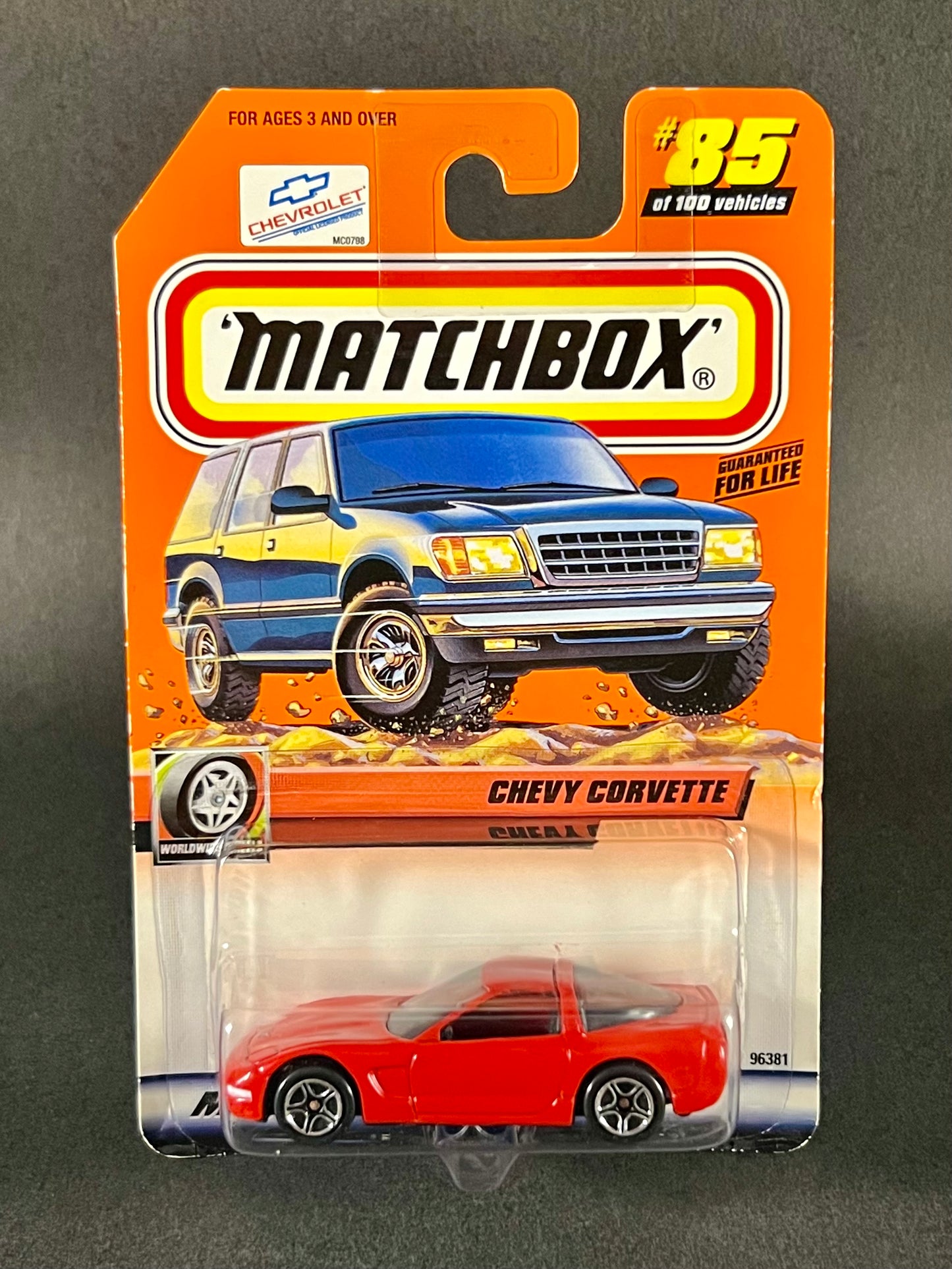 Matchbox 2000 Worldwide Wheels #85 Chevy Corvette, Red