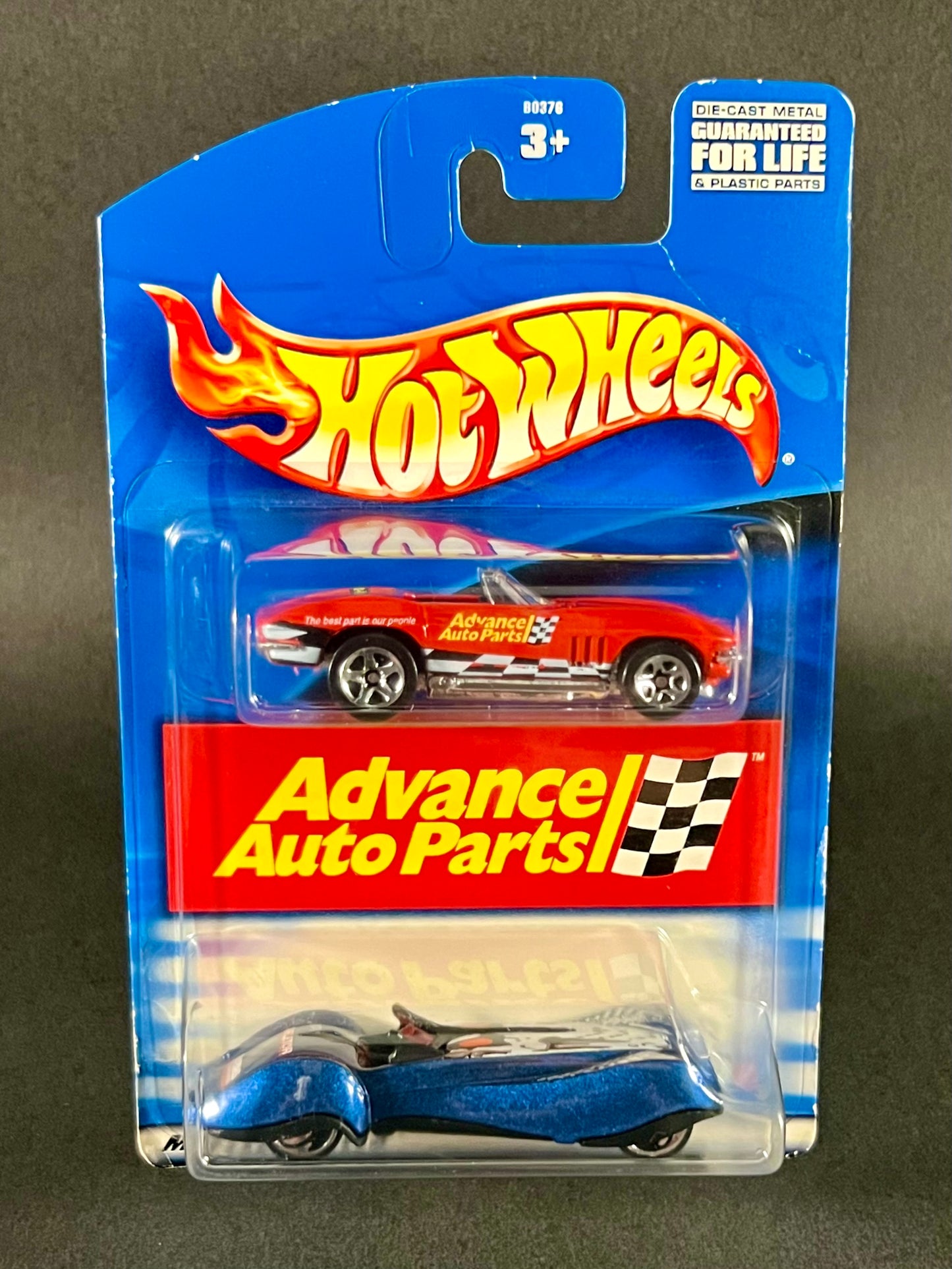 Hot Wheels 2002 Advance Auto Parts 2-Pack '65 Corvette & Phantastique