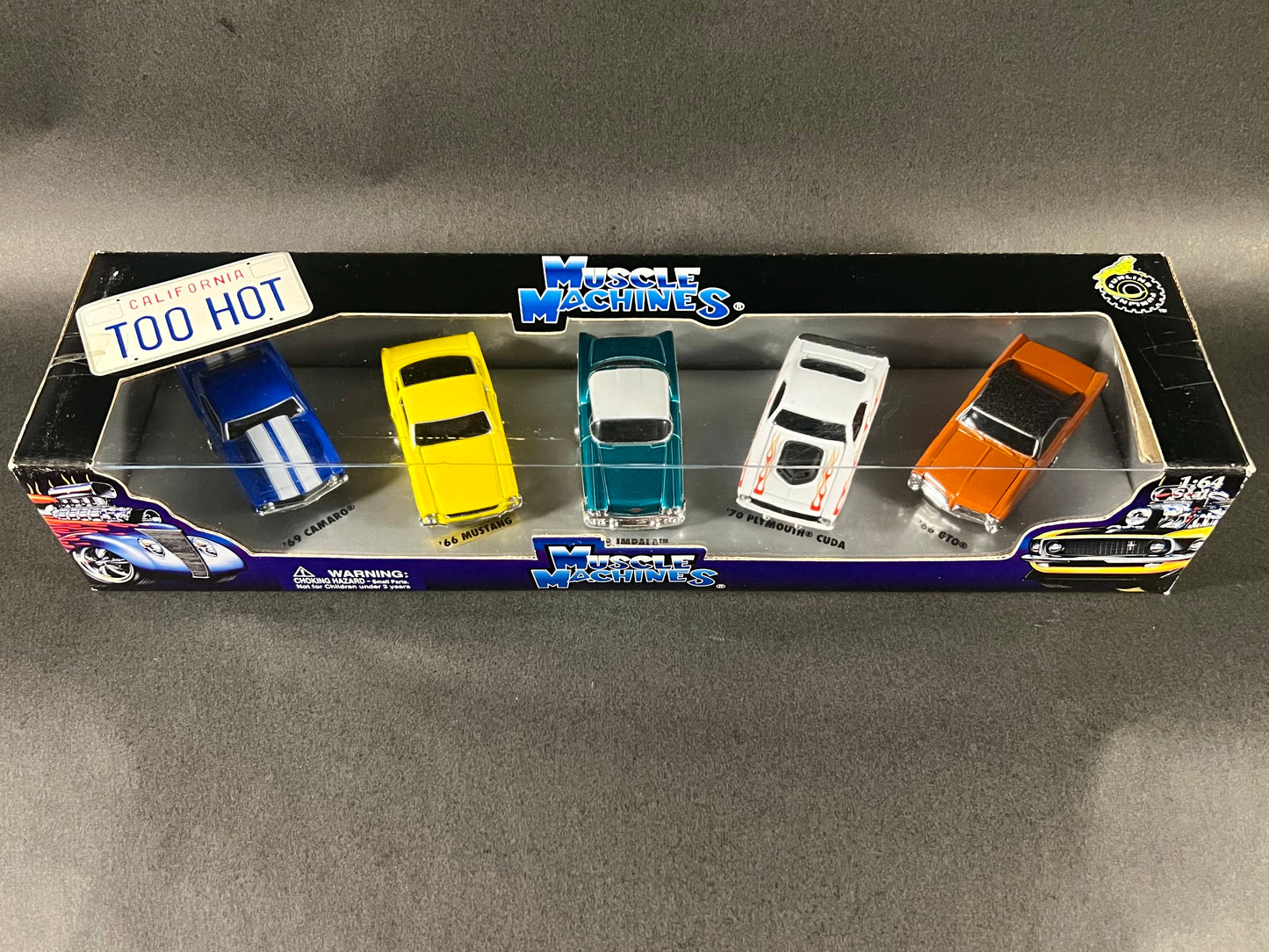 2005 Muscle Machines California Too Hot 5 Car Set (Version 5)