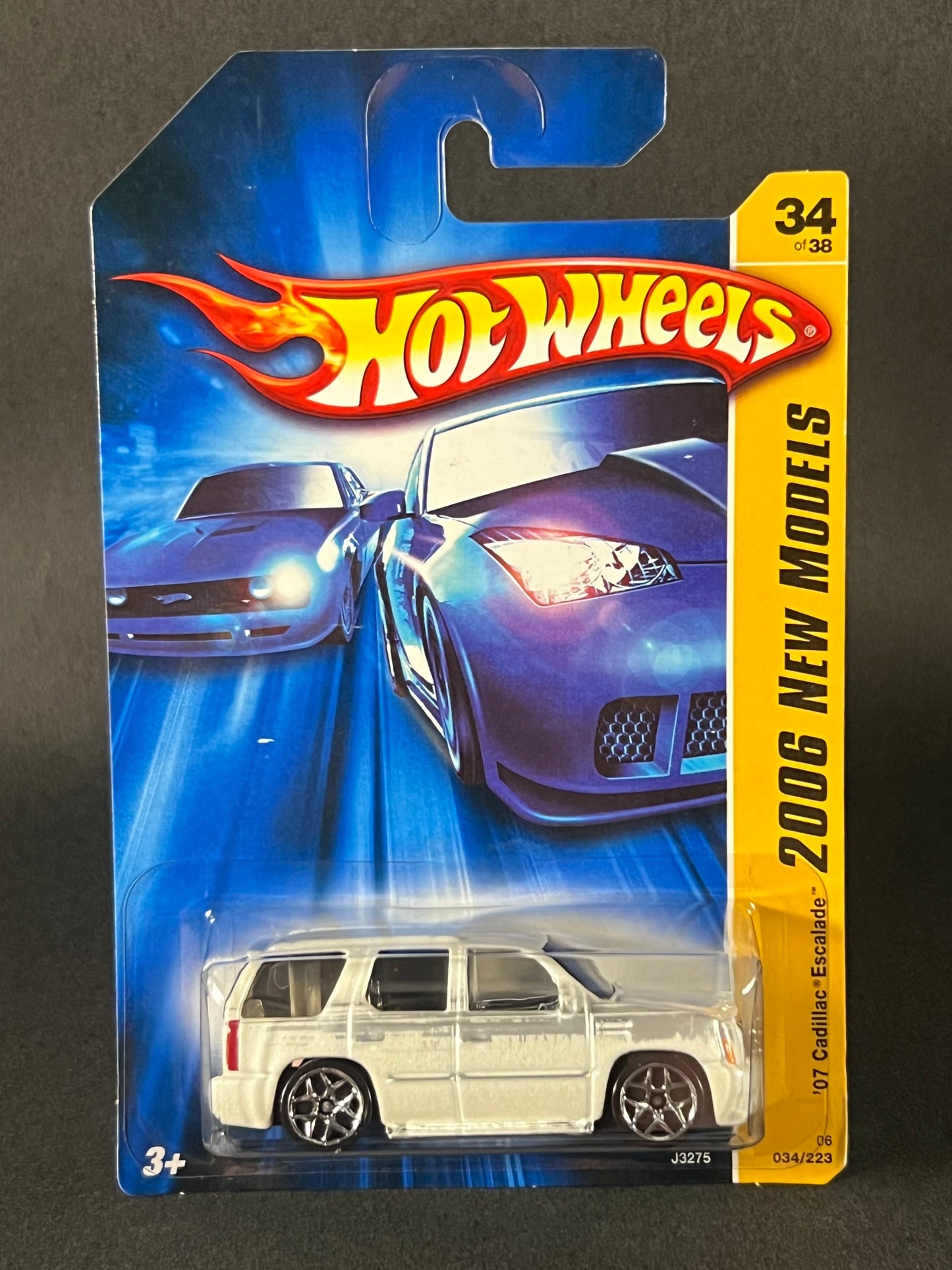 Hot Wheels 2006 New Models #34 '07 Cadillac Escalade, White