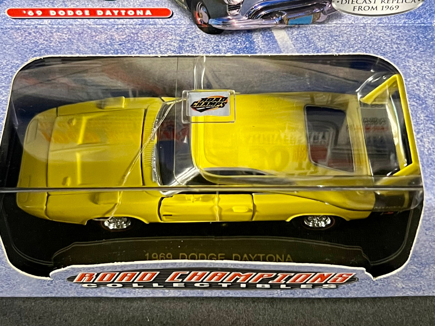 Road Champs 1969 Tribute Series 1 Limited Edition 1969 Dodge Daytona, Yellow