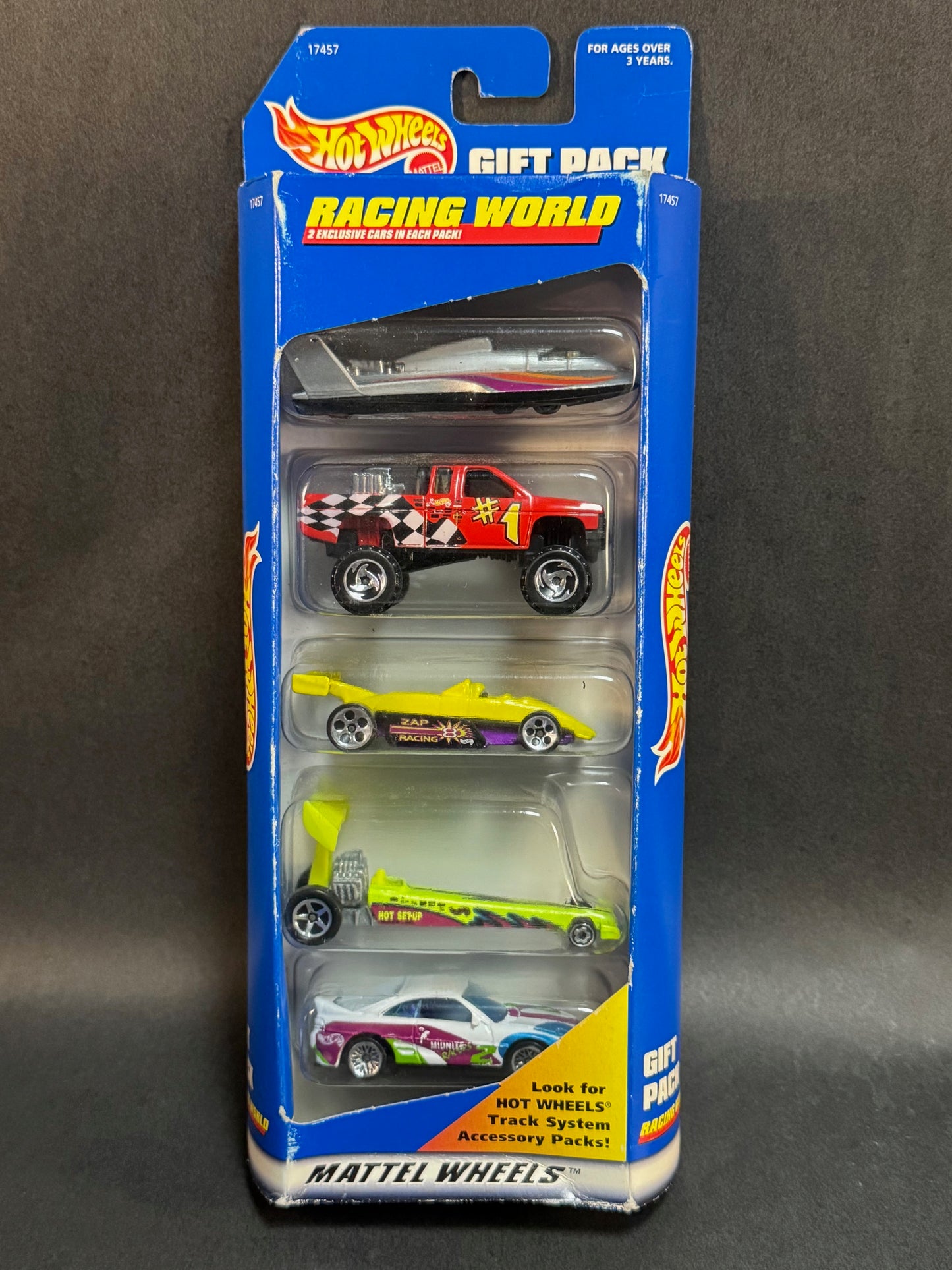 Vintage 1997 Hot Wheels 5 Car Gift Pack Racing World