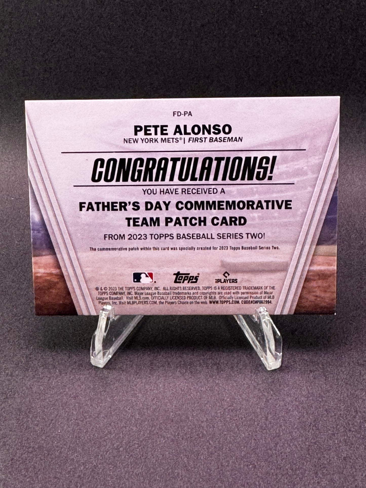 2023 Topps Series Two Father's Day Commemorative Team Patch Pete Alonso New York Mets