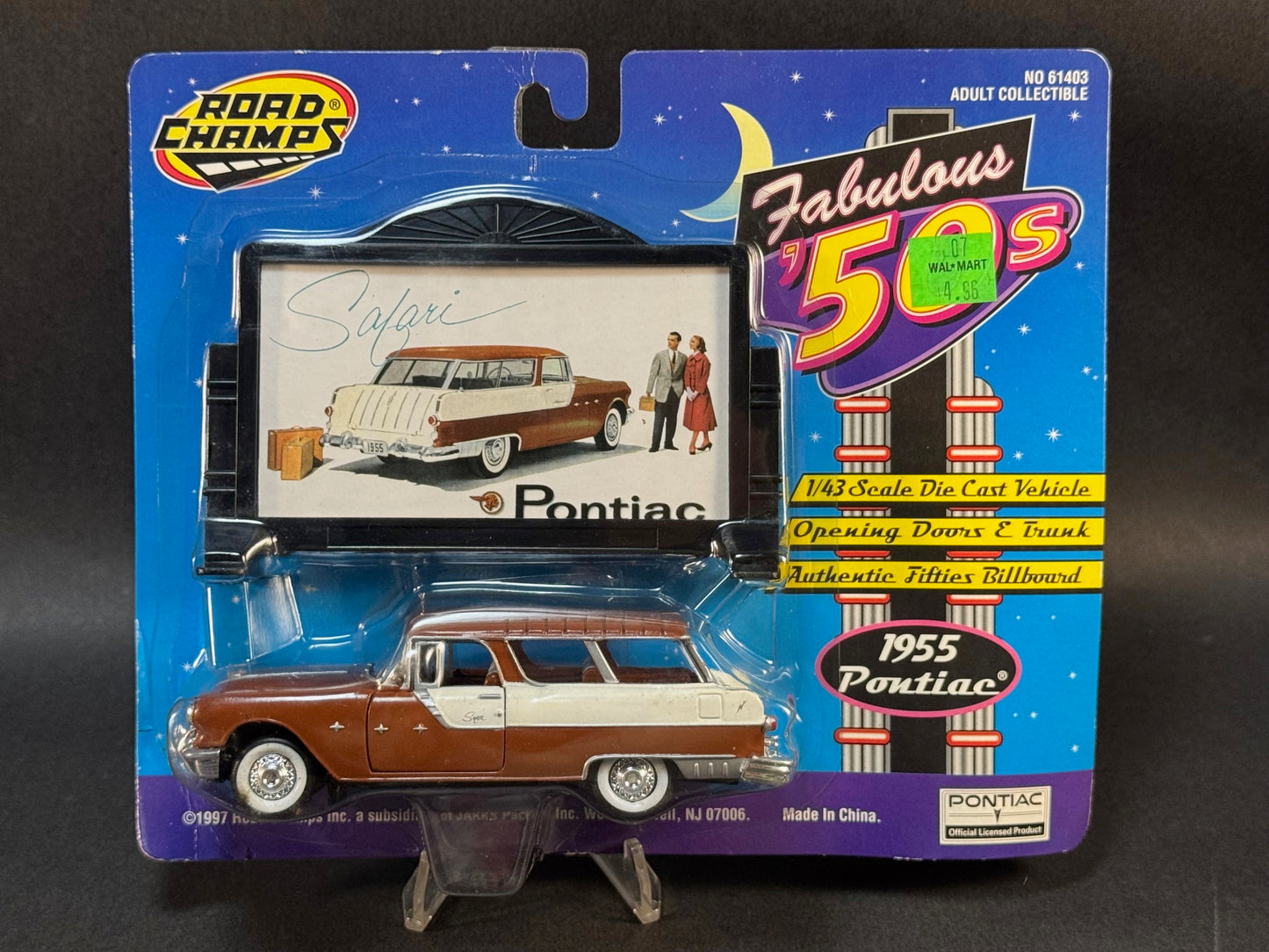 1997 Road Champs Fabulous 50's 1955 Pontiac Safari, Brown and White