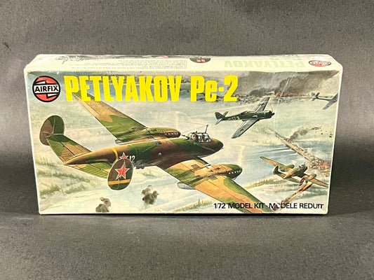 Airfix Model Kit 03034-2 1:72 Scale Petlyakov Pe-2