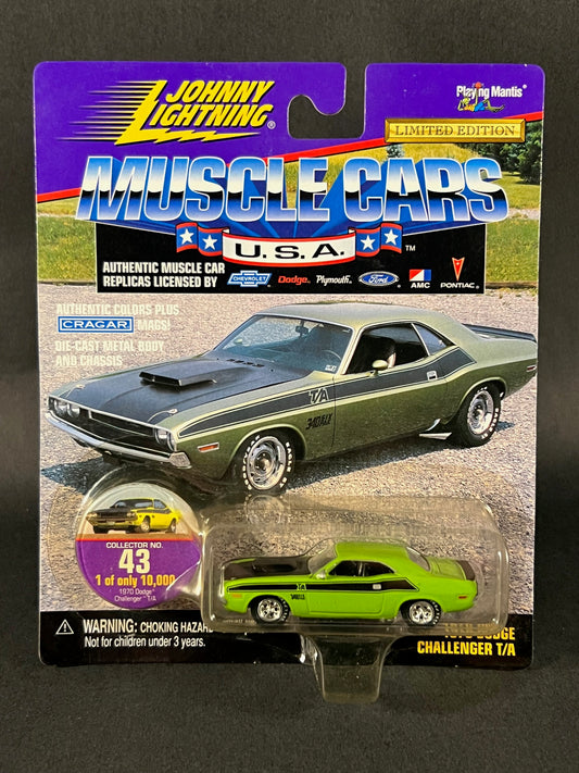 Johnny Lightning 1998 Muscle Cars USA #43 1970 Dodge Challenger T/A, Lime Green