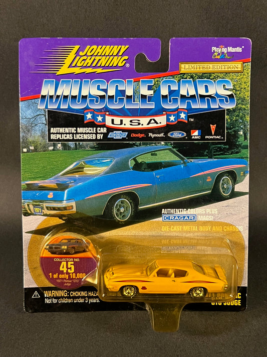 Johnny Lightning 1998 Muscle Cars USA #45 1971 Pontiac GTO Judge, Yellow