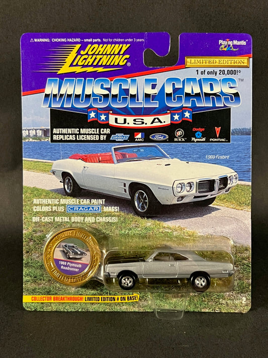 Johnny Lightning 1996 Muscle Cars USA 1969 Plymouth Roadrunner, Silver