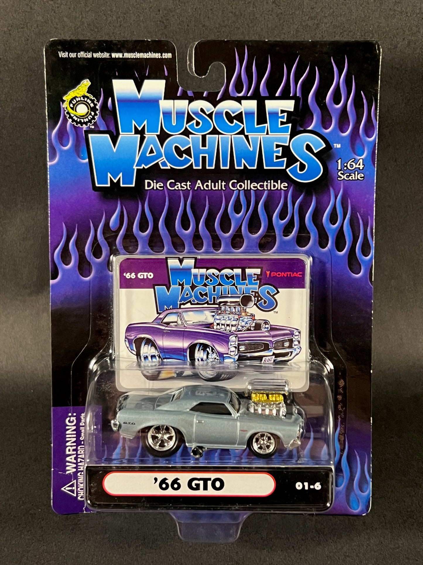 Muscle Machines 2000 Series 1 01-6 '66 GTO, Silver