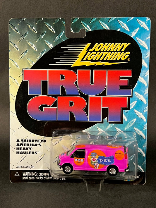 Johnny Lightning 2000 True Grit PEZ GMC Van, Pink