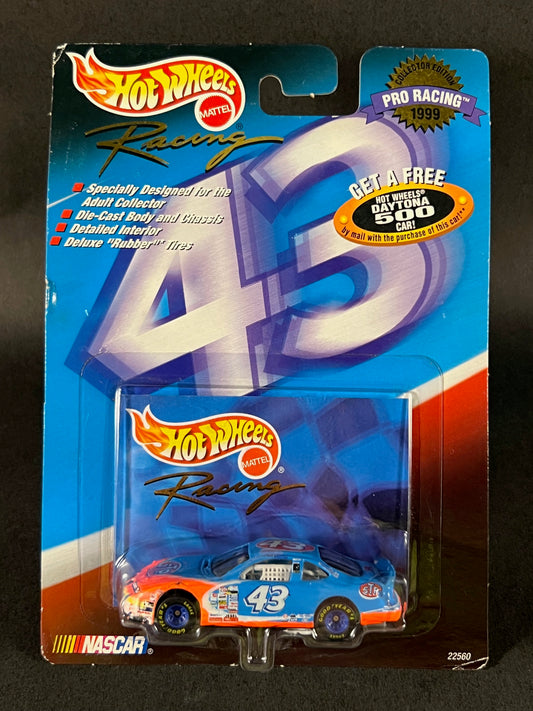 Hot Wheels Racing Collector Edition 1999 Pro Racing 43 Petty Enterprises STP