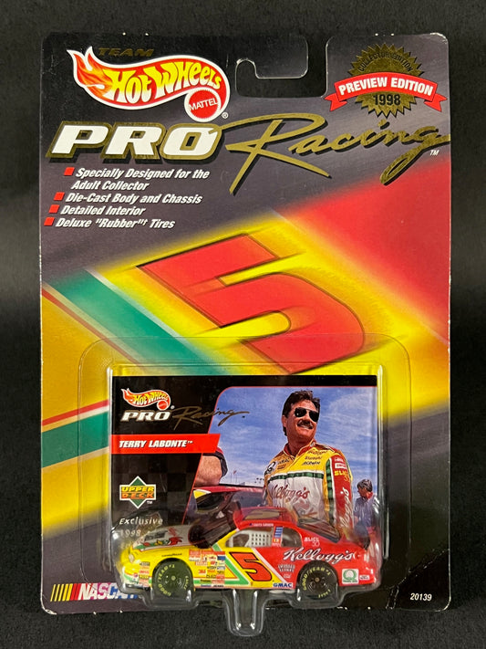 Team Hot Wheels Pro Racing Collector Edition 1998 Preview Terry Labonte