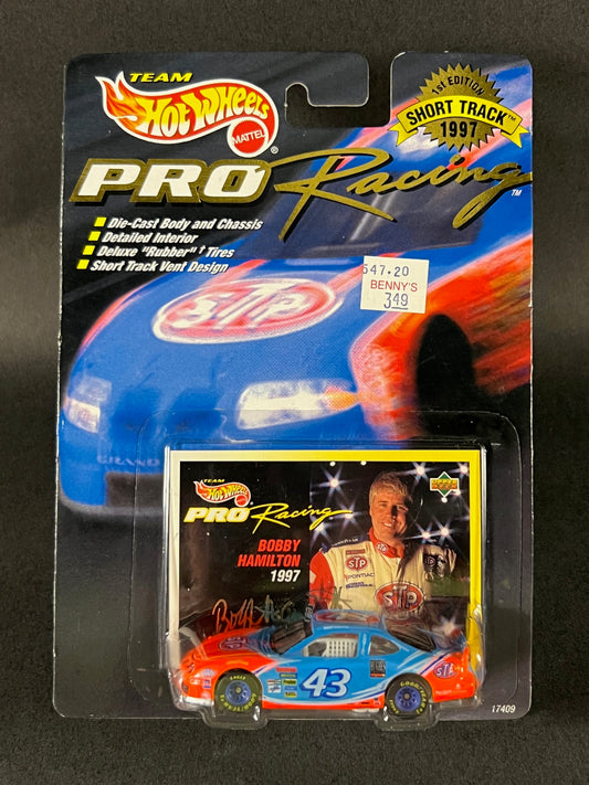 Team Hot Wheels Pro Racing 1st Edition 1997 Short Track 43 Bobby Hamilton