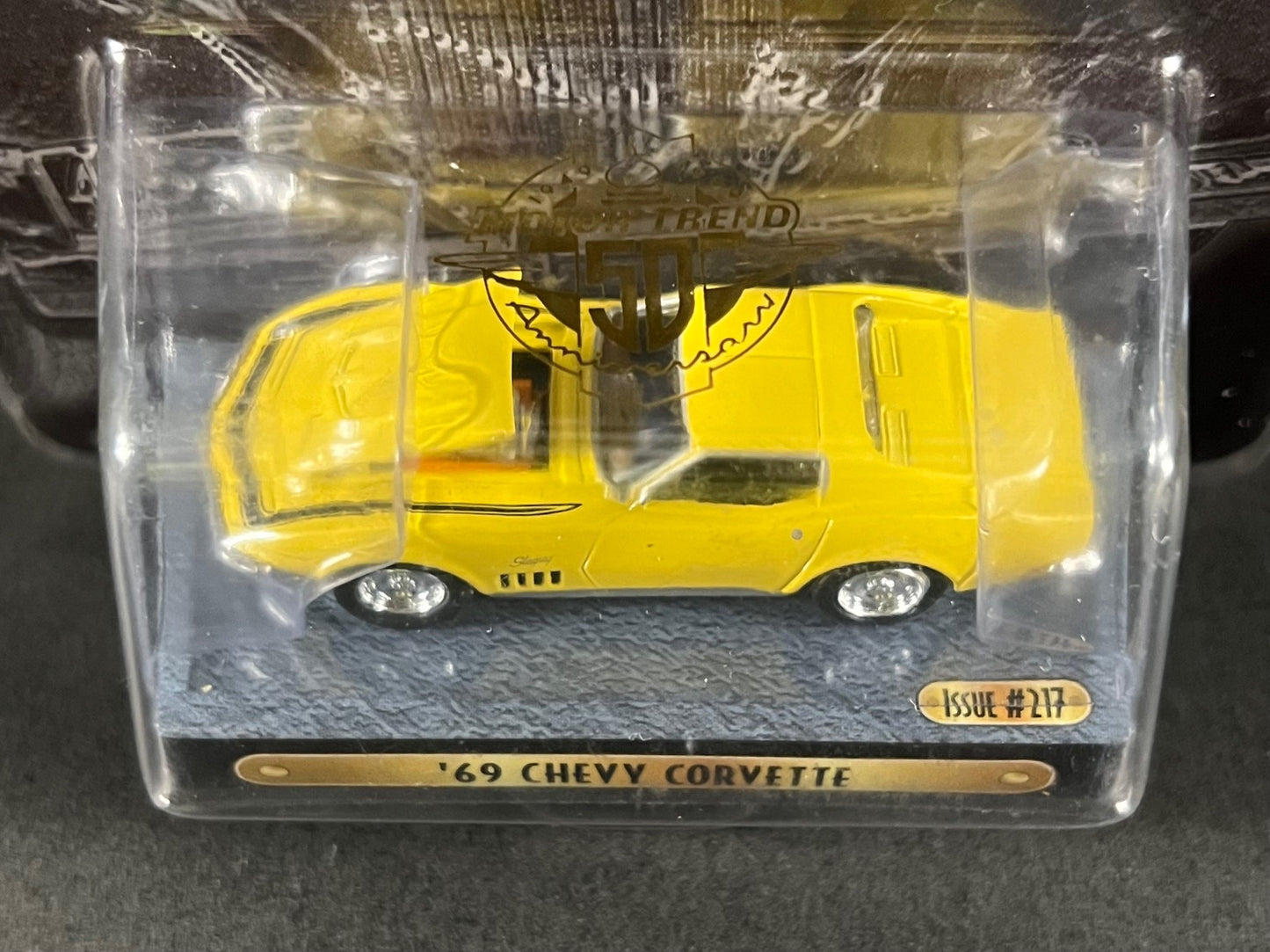 Racing Champions MINT Issue #217 '69 Chevy Corvette, Yellow