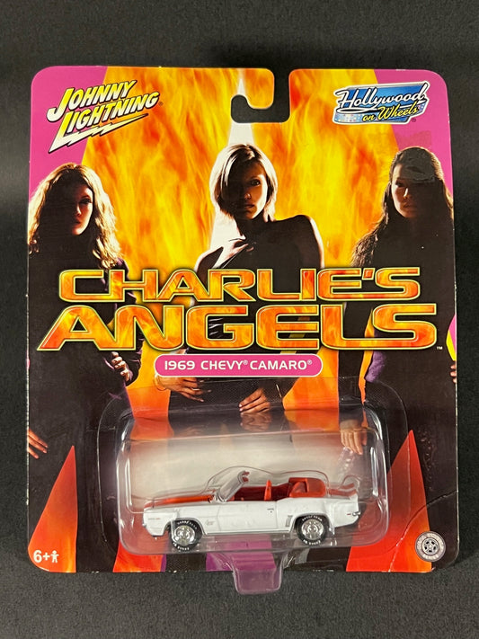 Johnny Lightning 2004 Hollywood On Wheels Charlie's Angels 1969 Chevy Camaro, White