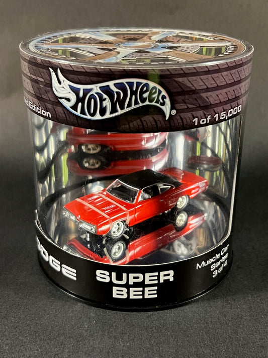 Hot Wheels 2003 Oil Can Muscle Car Series 3/4 1970 Dodge Super Bee, Red