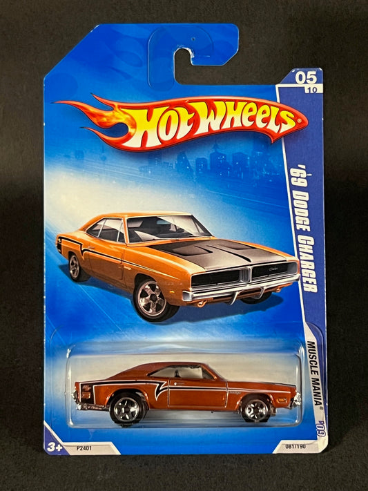 Hot Wheels 2009 Muscle Mania '09 #5 '69 Dodge Charger, Orange