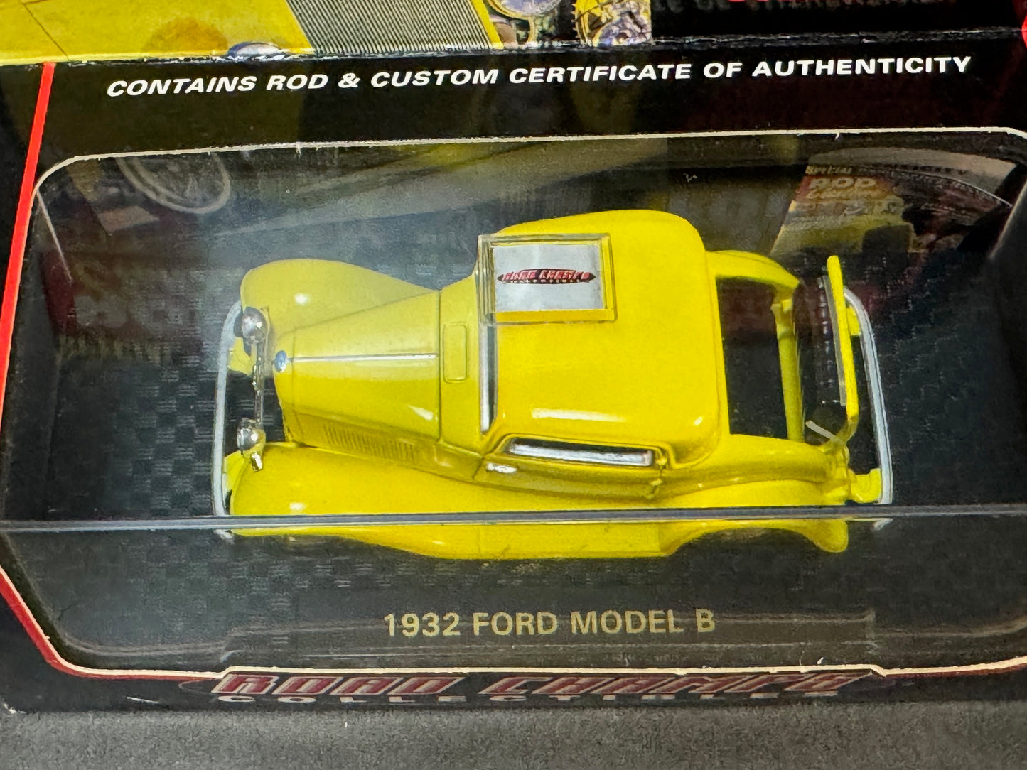 1999 Road Champs Rod & Custom 1932 Ford Model B, Yellow