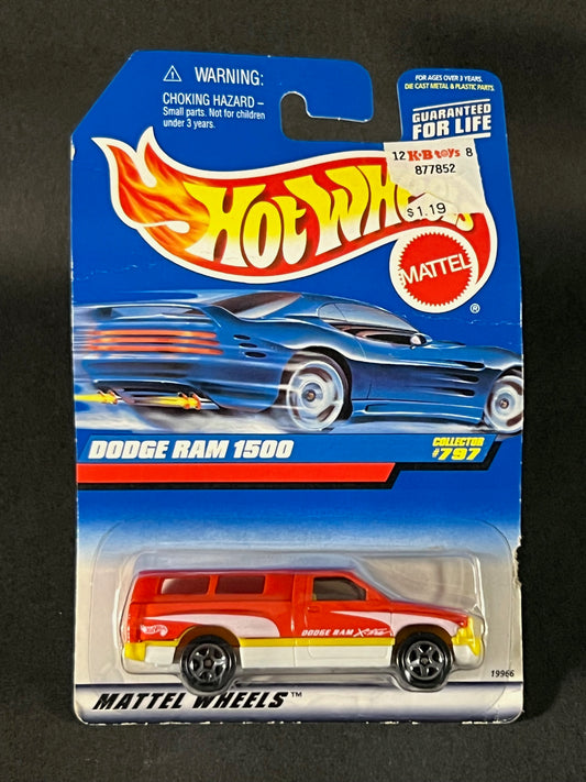 Hot Wheels 1997 #797 Dodge Ram 1500, Red