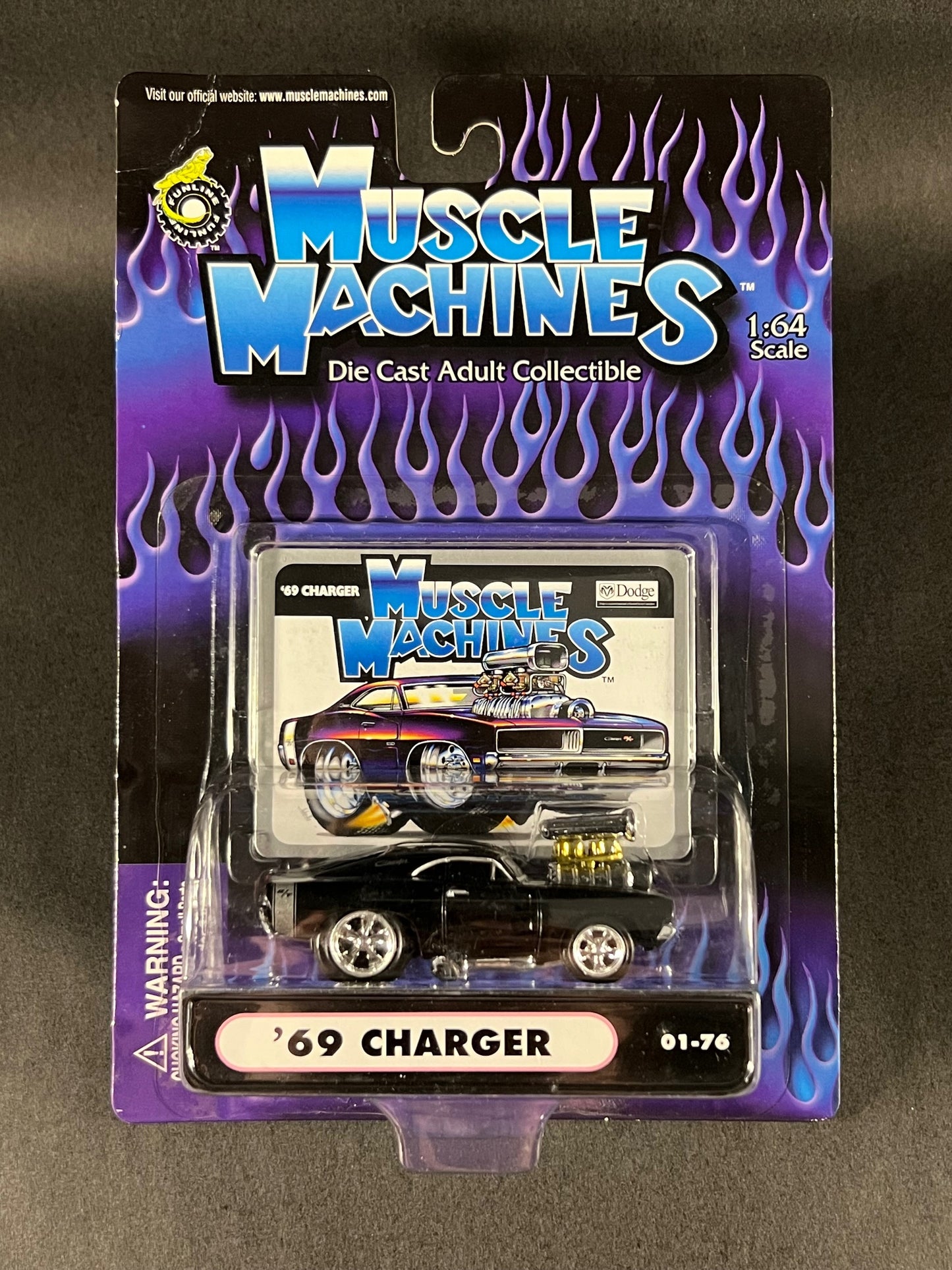 Muscle Machines 2001 Series 1 01-76 '69 Charger, Black