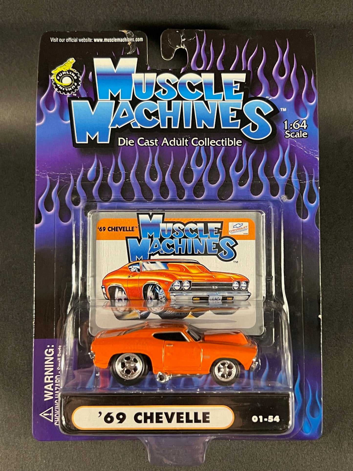 Muscle Machines 2001 01-54 '69 Chevelle, Orange