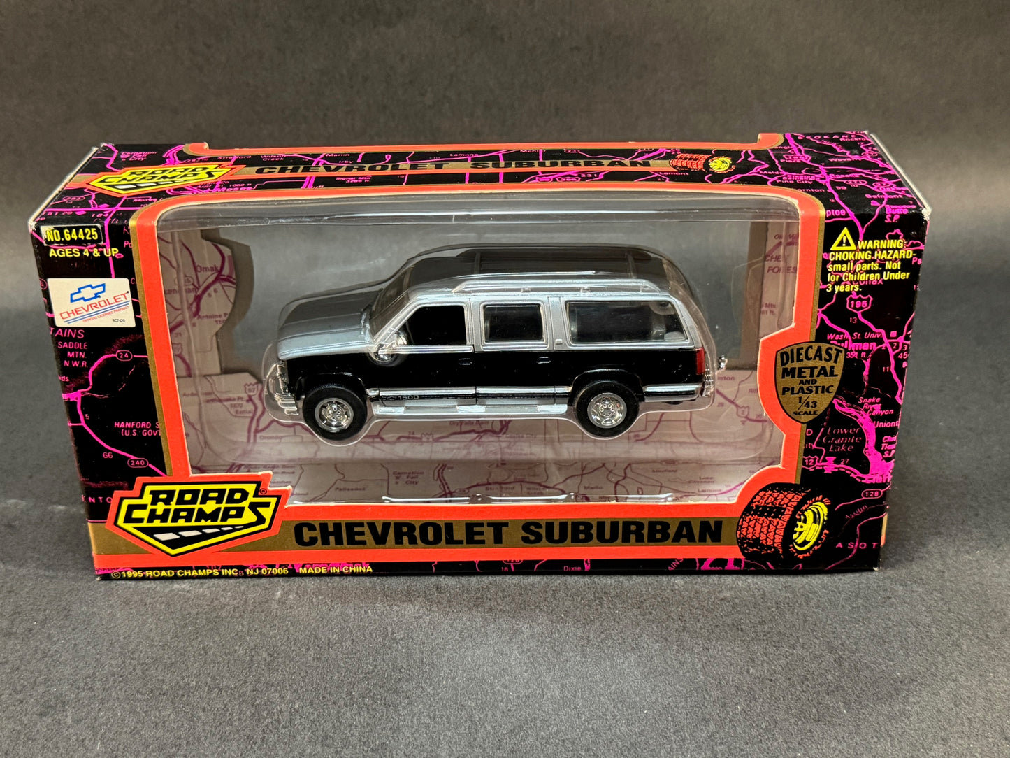 1995 Road Champs Chevrolet Suburban Series Boxed Chevy Suburban 1500, Black and Silver