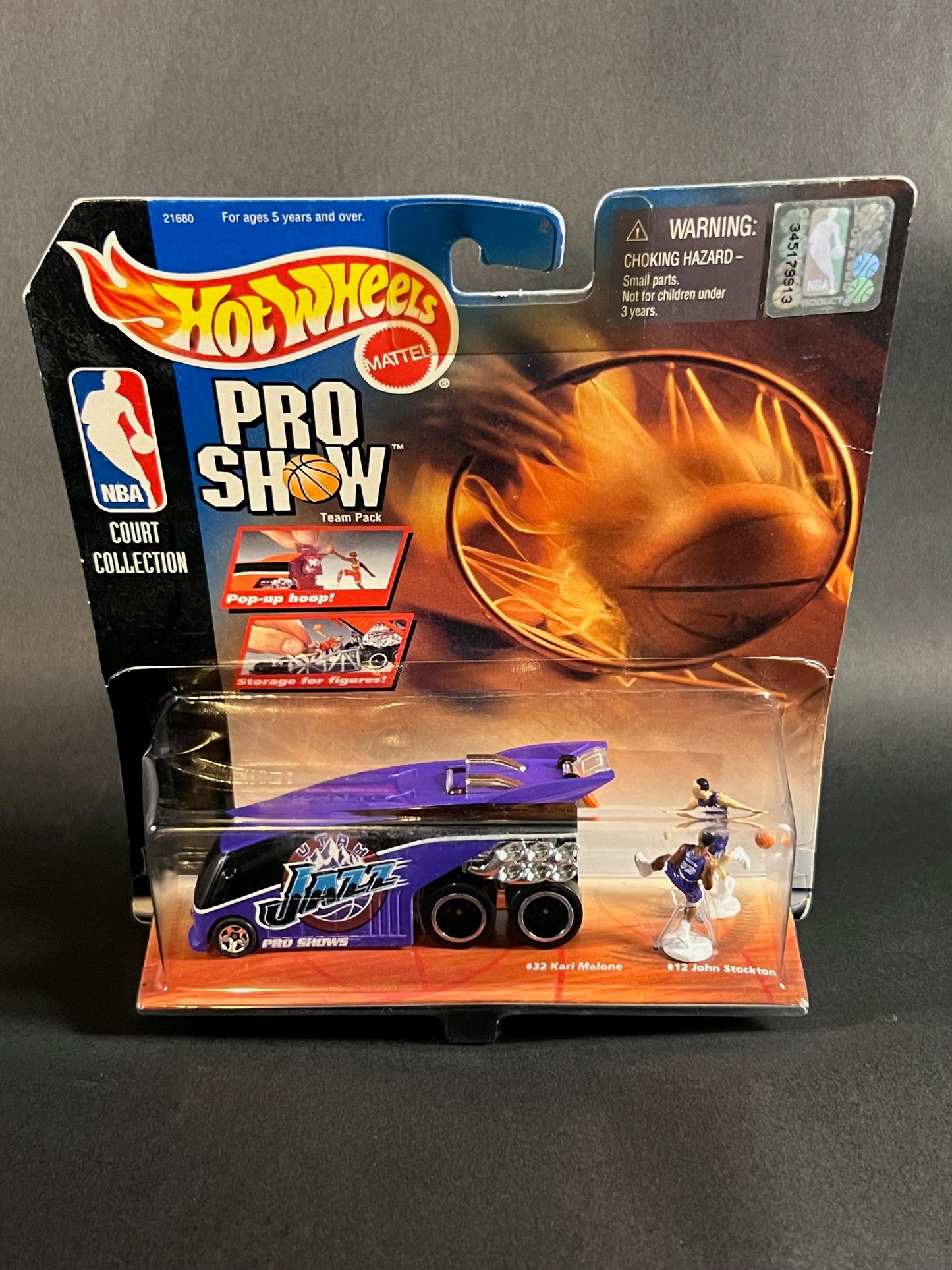 Hot Wheels 1998 NBA Pro Show Utah Jazz #32 Malone #12 Stockton