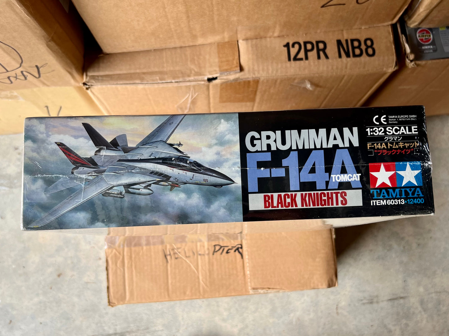 Tamiya Model Kit 60313 1:32 Scale Grumman F-14A Tomcat "Black Knights"