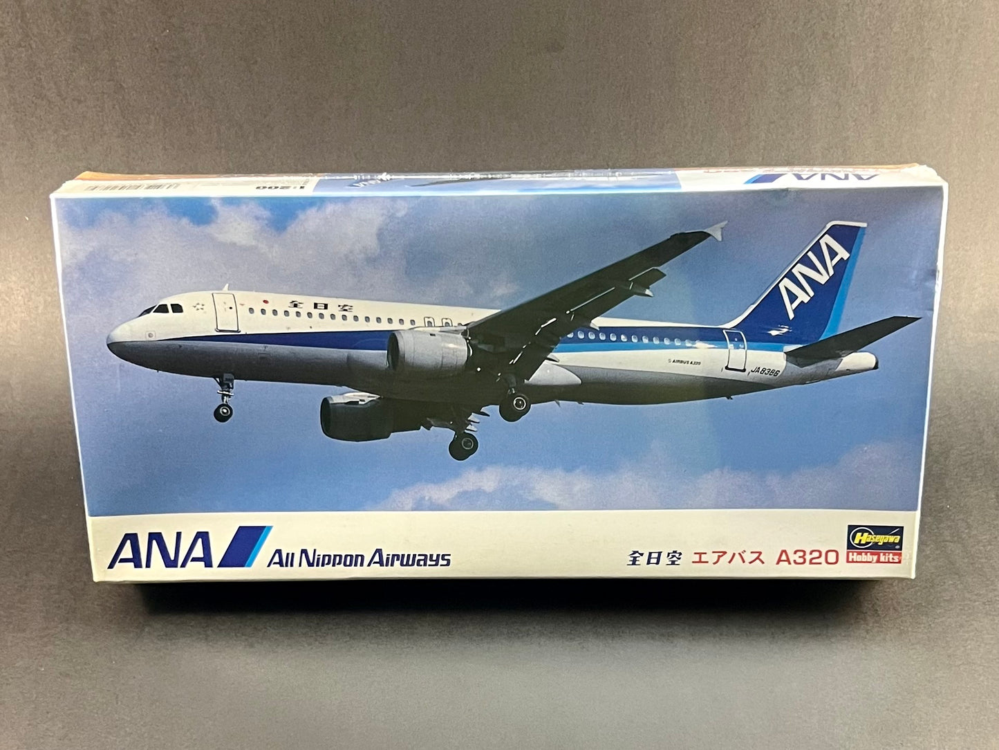 Hasegawa Model Kit LL27 1:200 Scale ANA Airbus A320