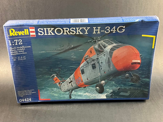 Revell Model Kit 04424 1:72 Scale Sikorsky H-34G Helicopter