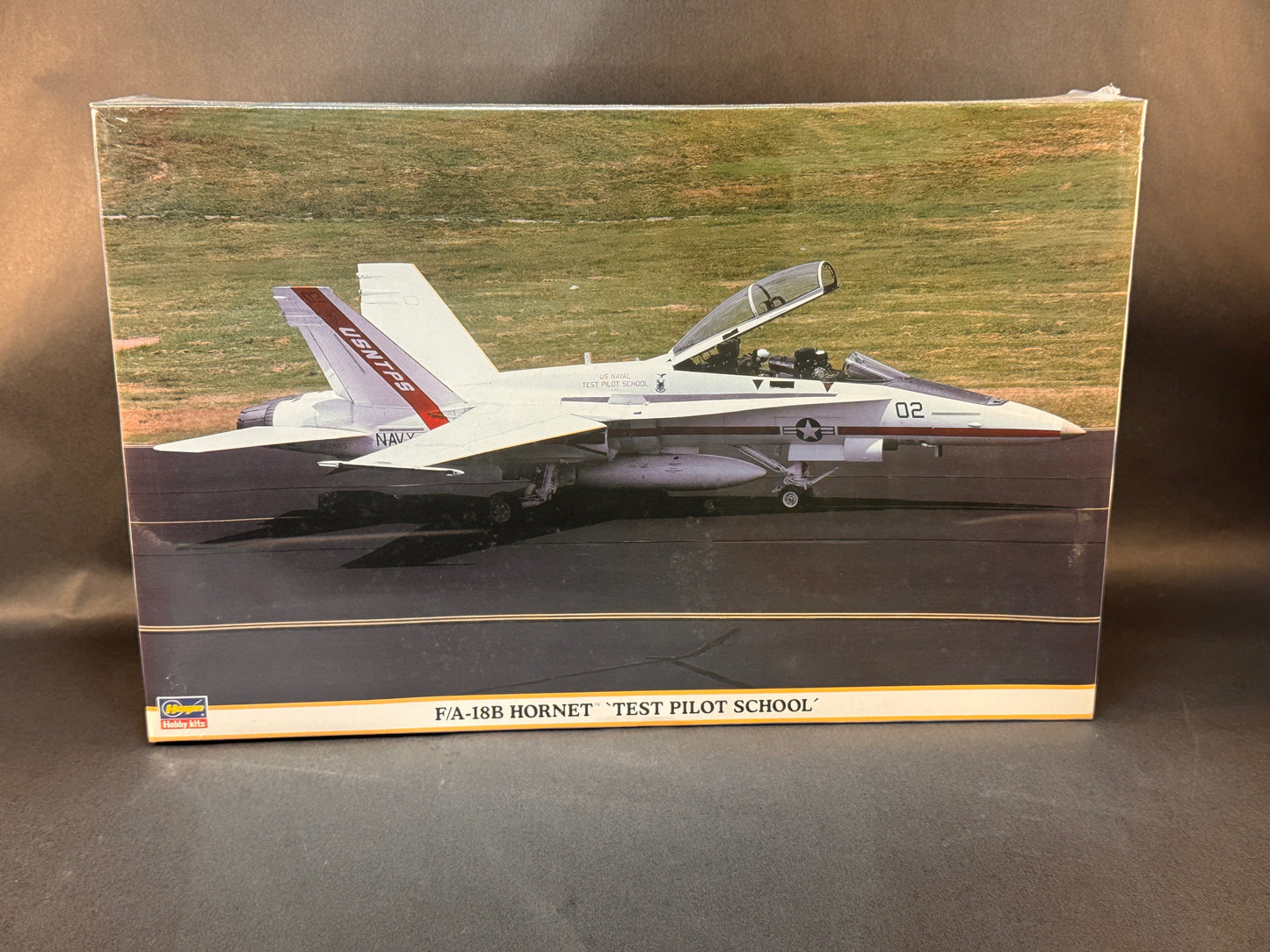Hasegawa Model Kit 09507 1:48 Scale F/A-18B Hornet 'Test Pilot School'